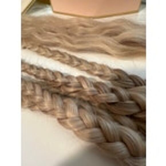 BELLAMI Silk Seam 20” 180g Pearl Blonde Highlight Clip In Hair Extension Beachy - Picture 3 of 14